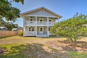 Historic Family Home Less Than 1 Mi to Long Beach!
